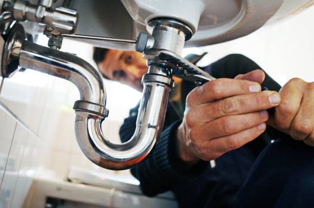 Best Emergency Plumber  in Mequon, WI